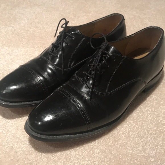 Men’s Dress Shoes - Picture 3 of 8